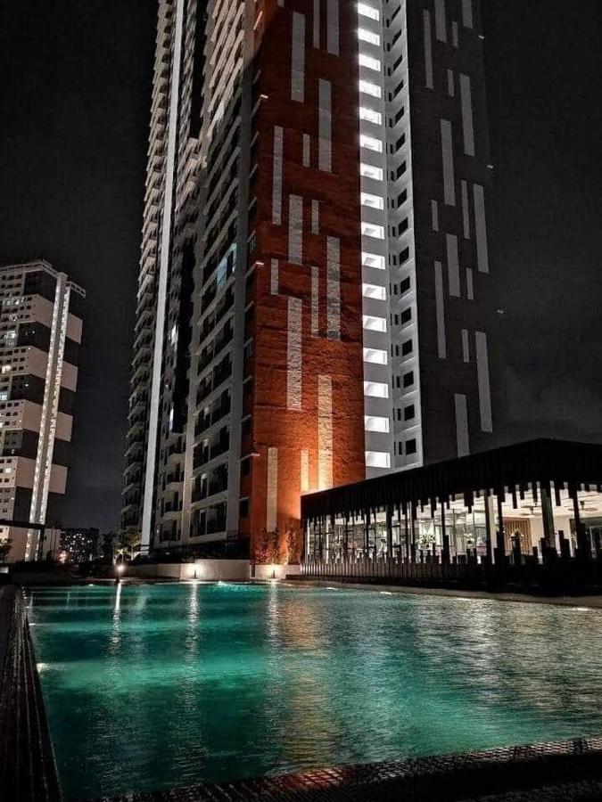 Grand Meritus Homestay @Penang Perai Exterior foto
